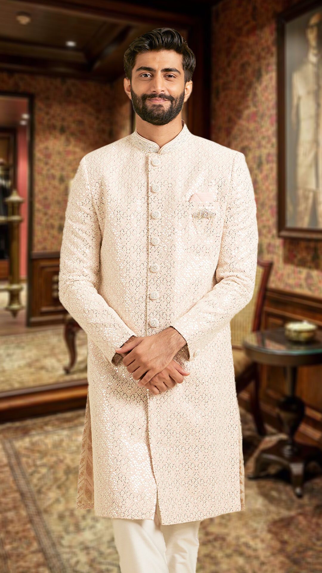 Groom flaunting a contemporary sherwani